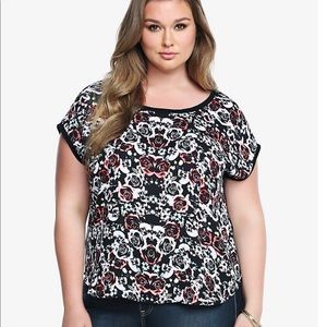 TORRID Floral & Skulls Top